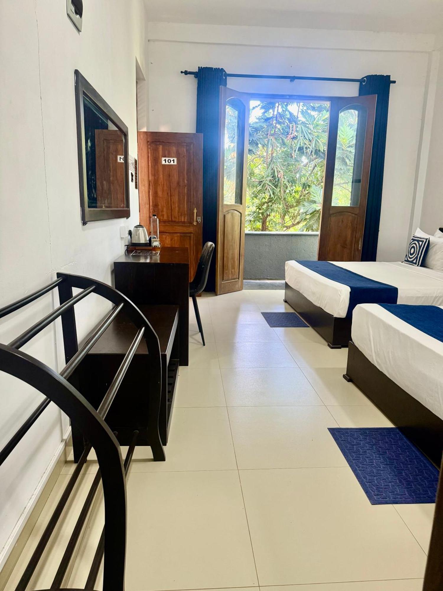 Divine Villa Anuradhapura Eksteriør billede